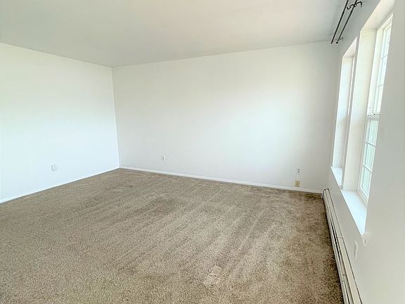 5th image of 3440 Harlequin Ct #2