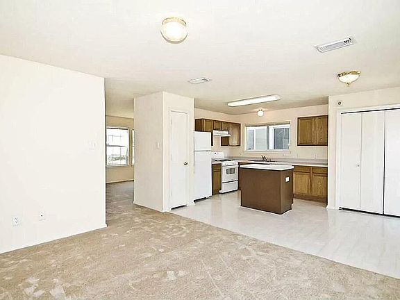 4th image of 20632 Patriot Park Ln