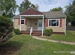 3305 Vermont Pl, South Bend, IN 46619