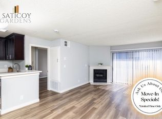 Saticoy Gardens, Van Nuys, CA 91405