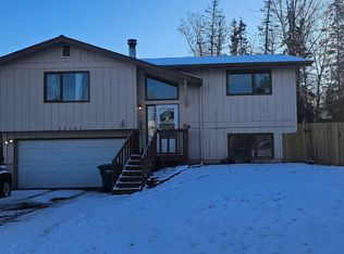 12551 Breckenridge Dr, Eagle River, AK 99577