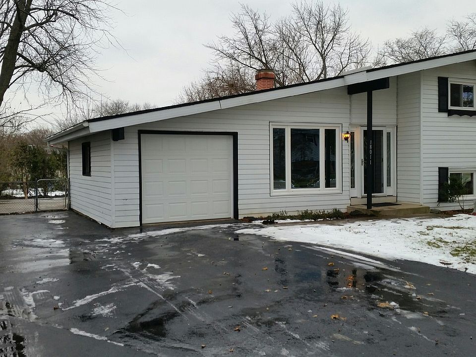 1st image of 18011 W Kewaunee Dr