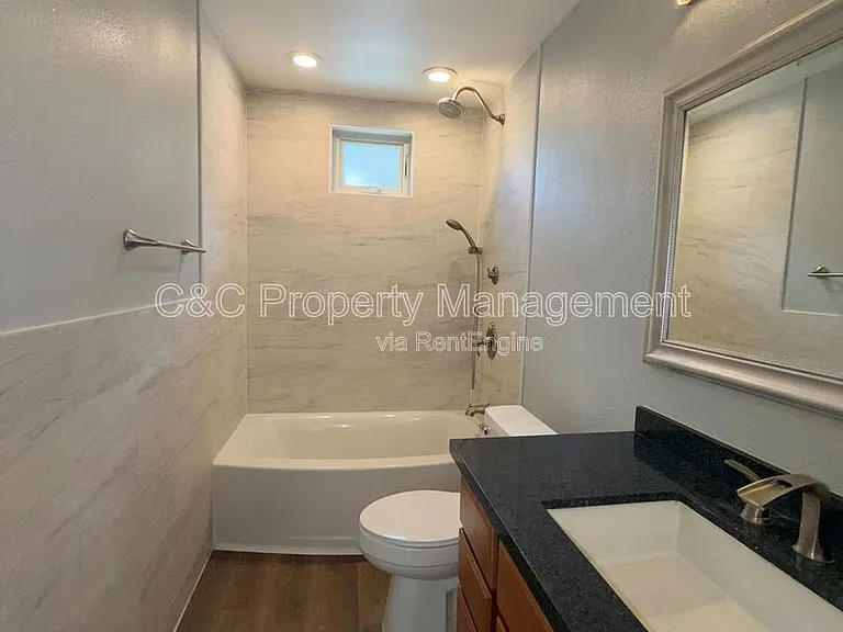1862 Hanford Dr — Photo 11