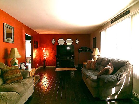 4th image of 2035 S South Country Ln W