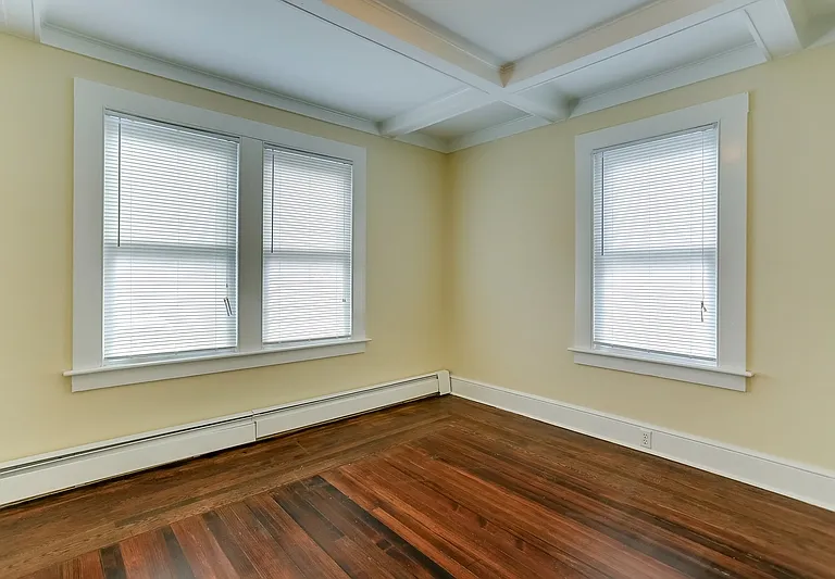 18 Peck St — Photo 8