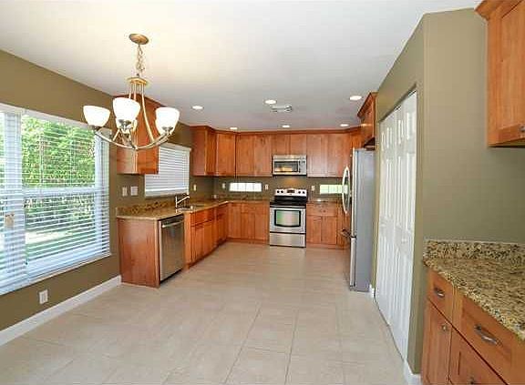 Home For Sale In Willoughby Farms