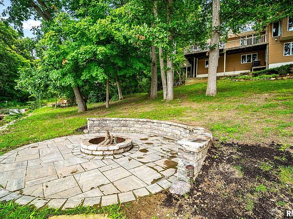 2nd image of 253 Bur Oak Ct