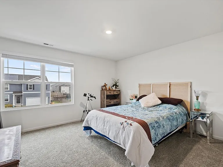 1596 Dublin Dr — Photo 12