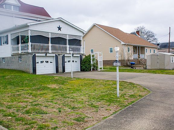 2nd image of 801 Wheeling Ave