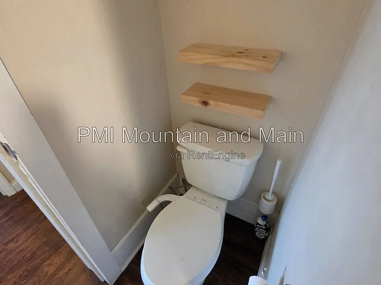 41 Westwood Pl #4 — Photo 24