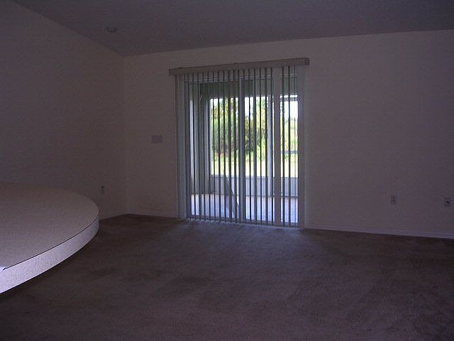 2nd image of 10 Portia Ln
