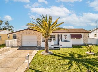 9913 Crofton Ln, Port Richey, FL 34668