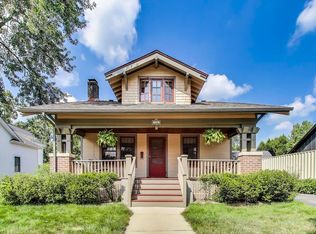 500 North Ave, Barrington, IL 60010