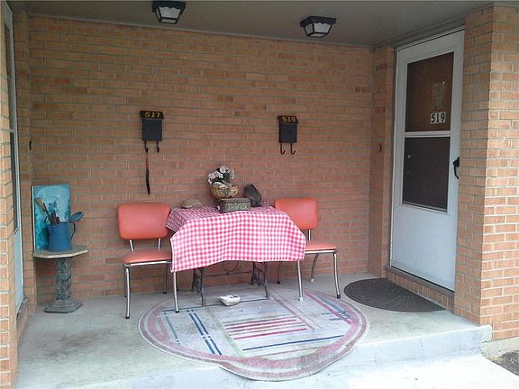 5th image of 517 S Huttig Ave