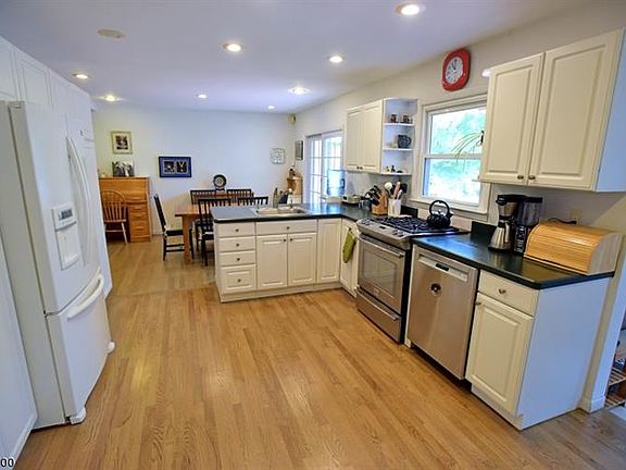 5th image of 1625 Southbrook Dr