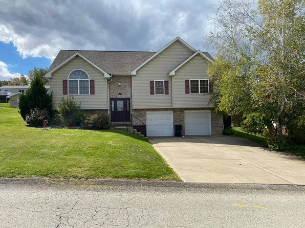 38 Patricia Dr, Greensburg, PA 15601