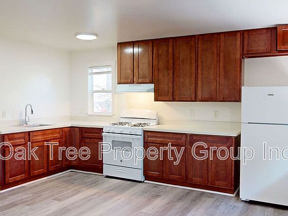 2nd image of 2268-2274 E 15th St