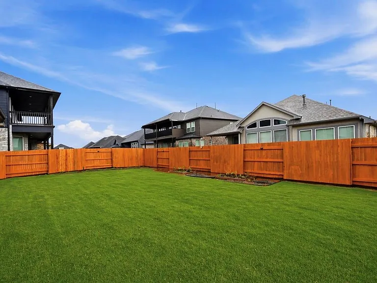 169 Soft Elm Dr — Photo 4