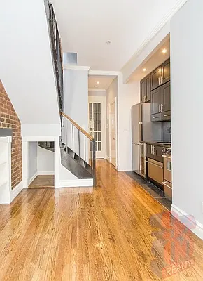 Rented by REAL New York | media 8