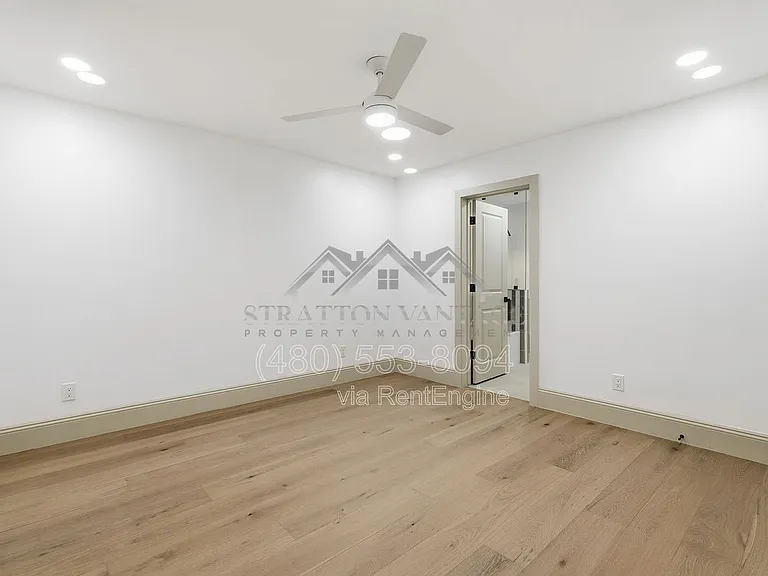 2315 N 42nd St — Photo 31