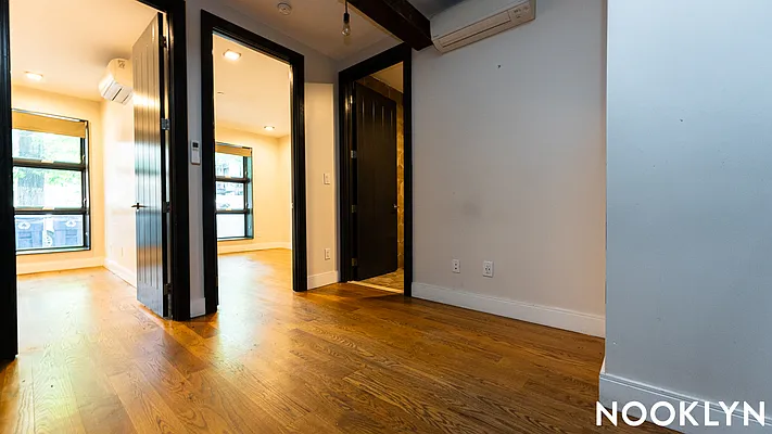 Rented by Nooklyn NYC LLC | media 18