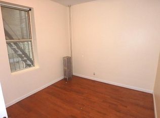 4816 46th St #3B, Woodside, NY 11377