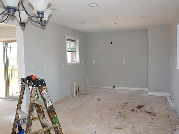 3rd image of 1053 Autumnwood Farms Lot 1053