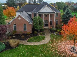 50 Yorkshire Dr, Aurora, OH 44202