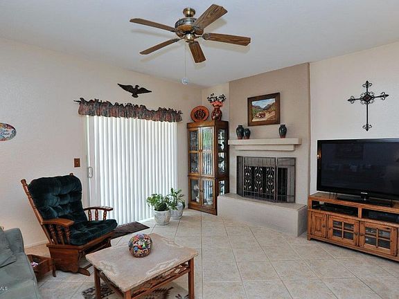 5th image of 1749 N Fountain Park Dr