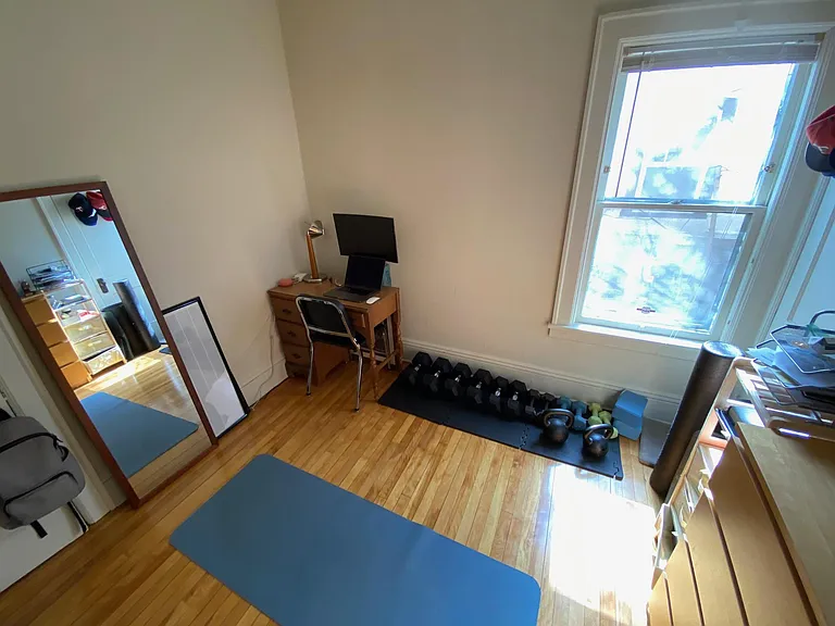 3221 Emerson Ave S — Photo 7