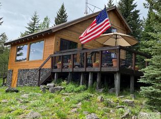 2852 E Pinehaven Dr, Island Park, ID 83429