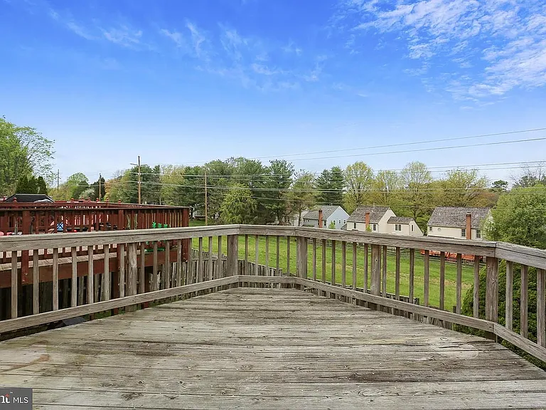 872 Flagler Dr — Photo 8