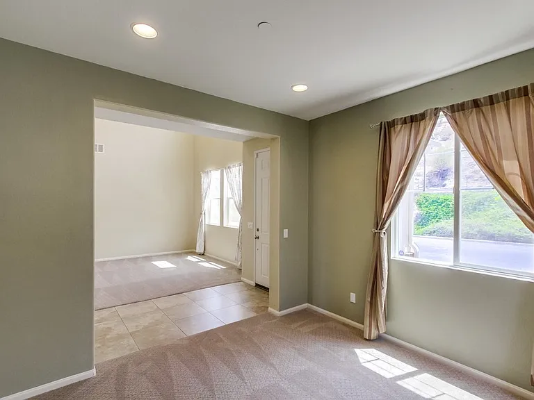 5102 Sevilla St — Photo 33