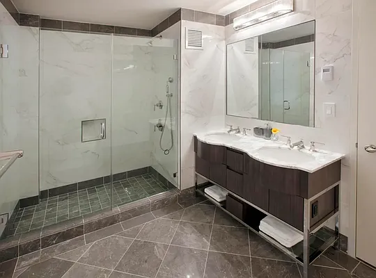 Rented by Clipper Equity | media 23