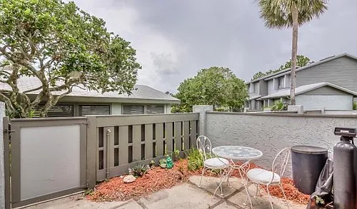 160 Limewood Pl #2 Photo 1