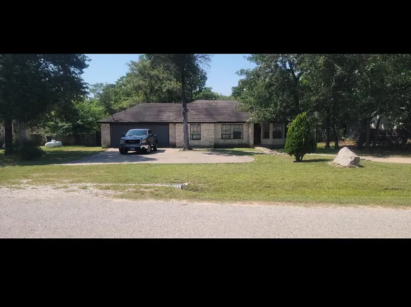 133 Moon Mist Dr, Bastrop, TX 78602