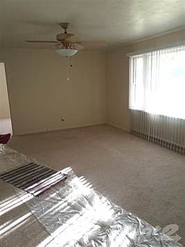 2nd image of 1212 Macarthur Dr
