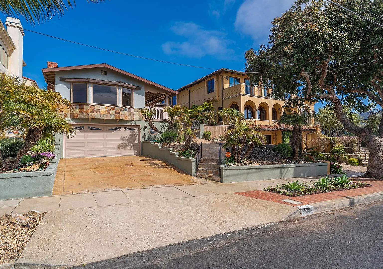 Location, location, location! Wonderful 3-Bedroom, 2.5-Bath Home in South Redondo Beach — Photo 1