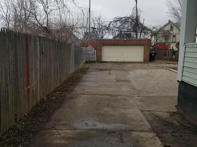 4203 Archwood Ave #UP — Photo 23