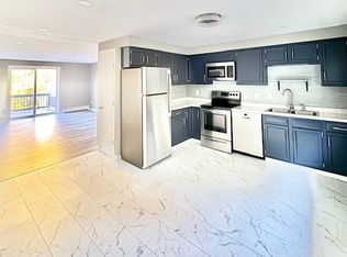 4899 Grolier Rd #3, Syracuse, NY 13215