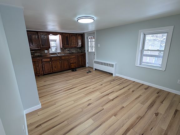 5th image of 1992 Fair Rd #2