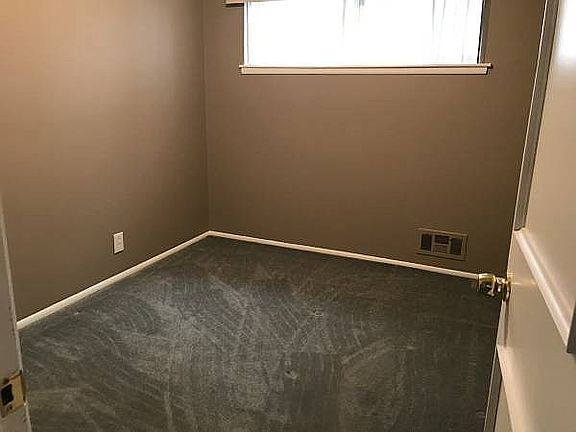 5th image of 296 W Princeton Ave