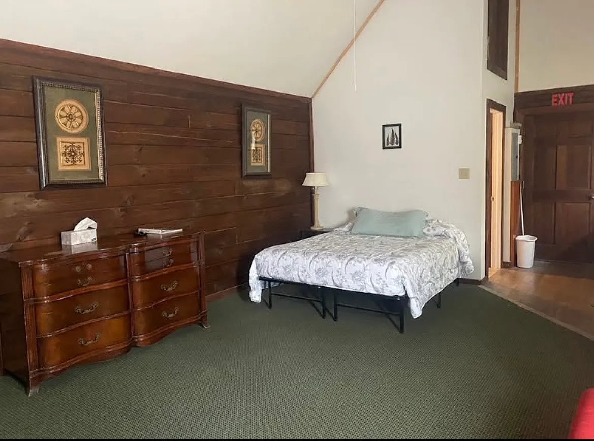Studio, 475 sqft, $1,250 — Photo 3