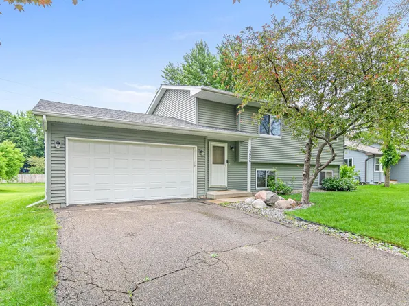 5656 W 137th St, Savage, MN 55378