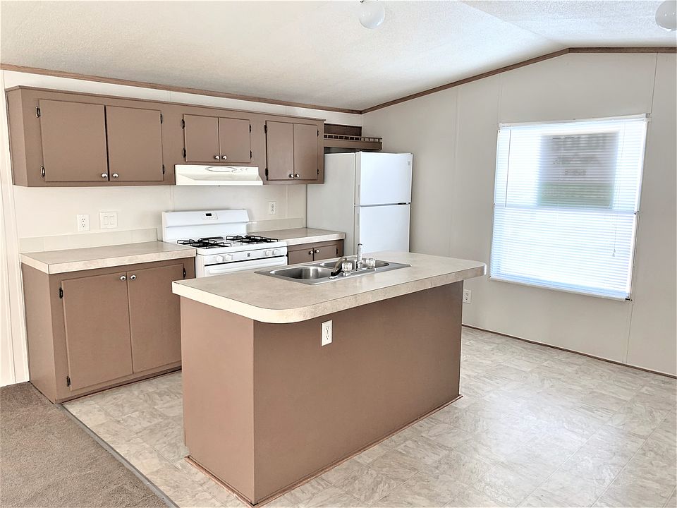 1st image of 46595 Dunnellon Dr #1268