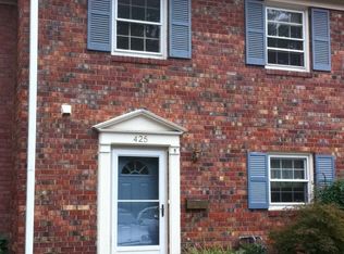 425 Greenbrier Ct, Fredericksburg, VA 22401