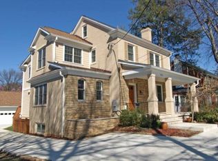 5115 Wilson Ln, Bethesda, MD 20814