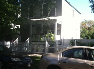 6121 N Hermitage Ave, Chicago, IL