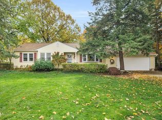 209 W Main St, Savoy, IL 61874