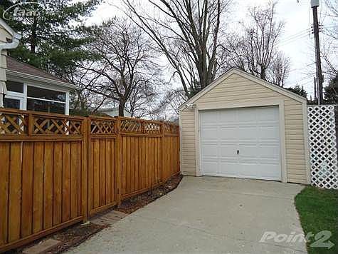 2nd image of 2015 Brookside Dr
